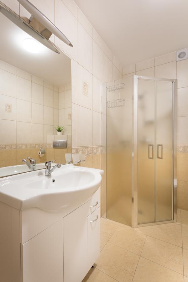 Olymp 114 I 120 Z Basenem, Sauna I Jacuzzi W Cenie Kołobrzeg Exterior foto